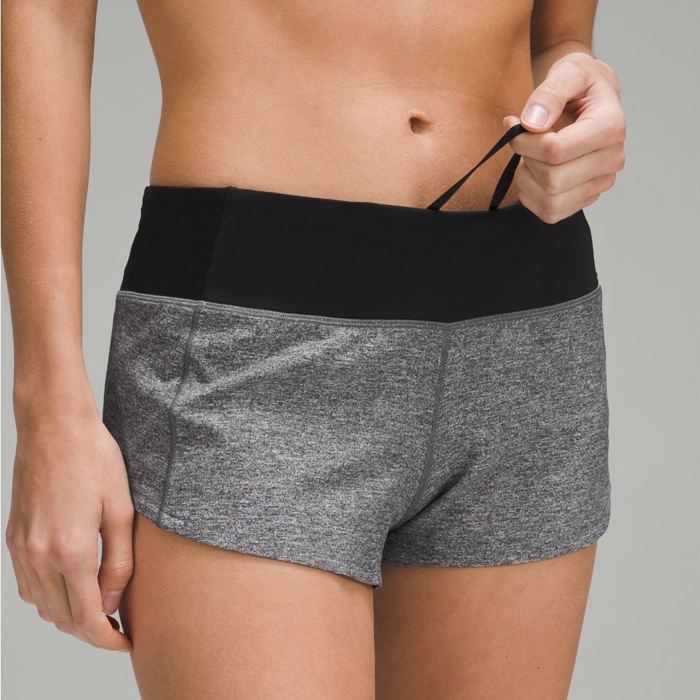 Lululemon 2.5 speed up short